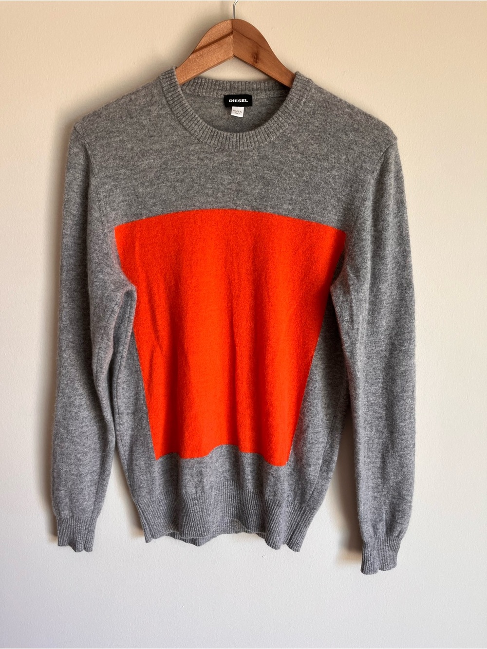 Diesel Men's Color-Block Crewneck Wool and Cashmere Blend Sweater Grey Orange M